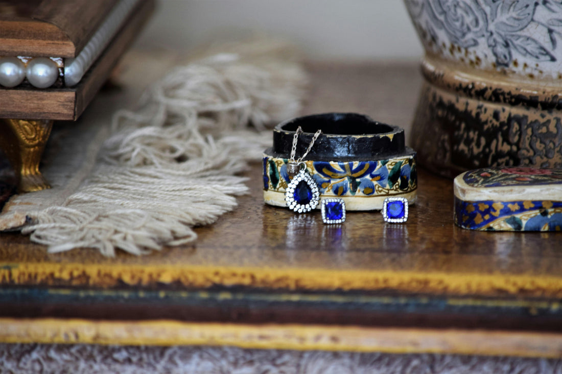 Ceylon Blue Sapphires in a variety of jewellery settings