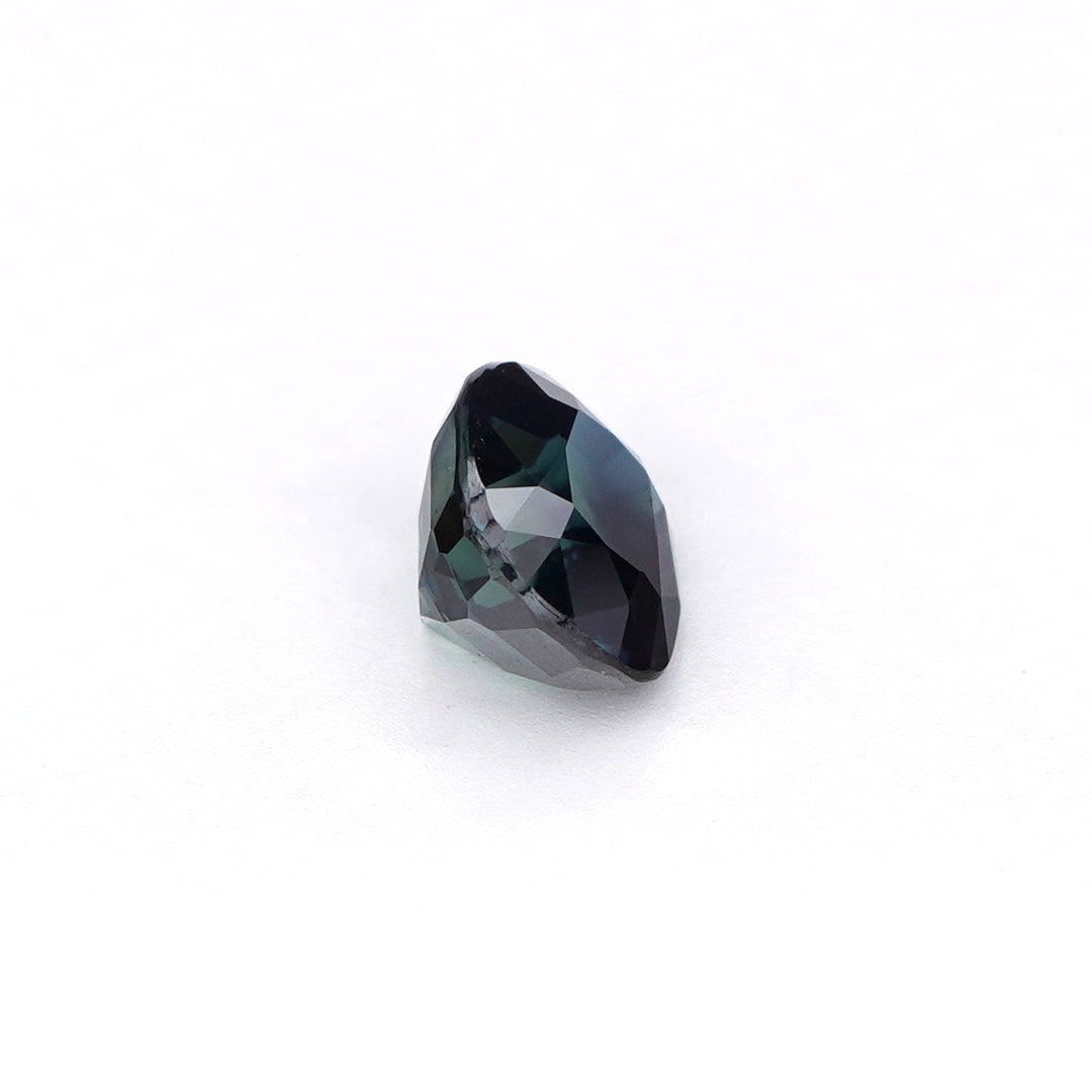 1.05 Ct Teal Sapphire Unheated