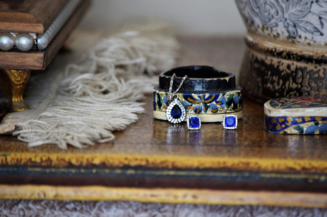Ceylon Blue Sapphires in a variety of jewellery settings