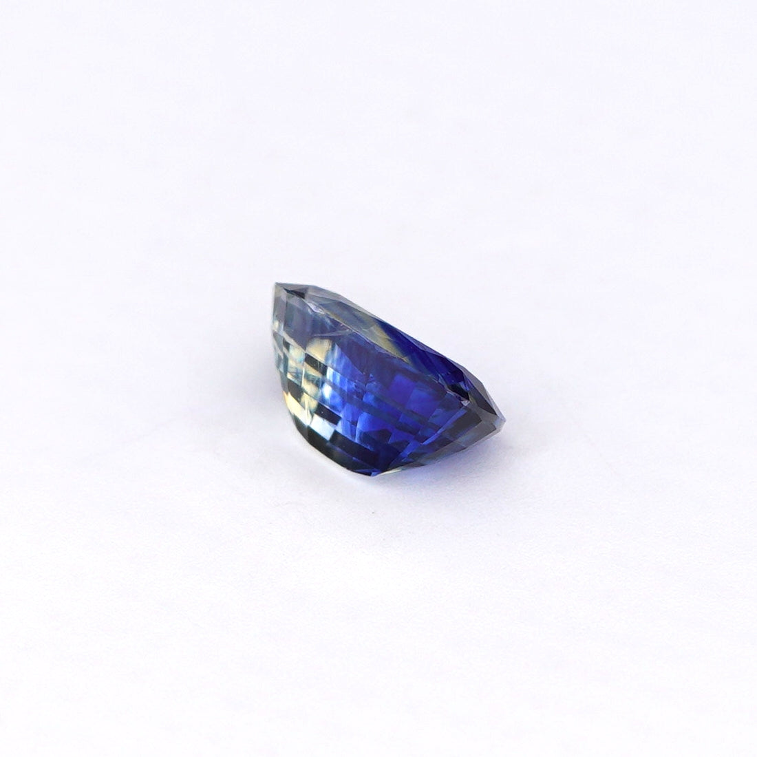 0.72 Ct Bi Colour (Blue and Yellow) Ceylon Sapphire Oval Cut