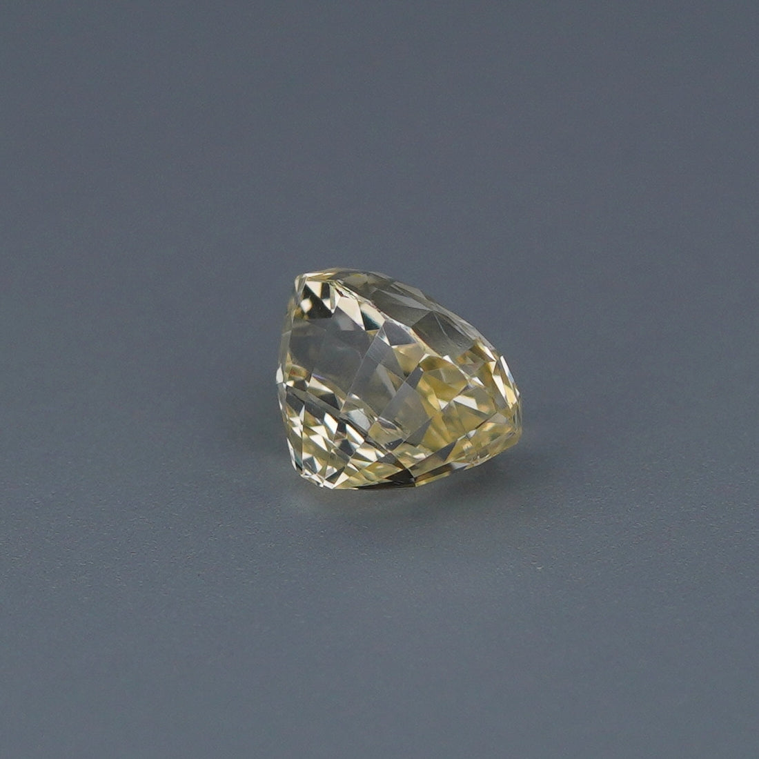 1.29 Ct Yellow Ceylon Sapphire Unheated Oval Cut