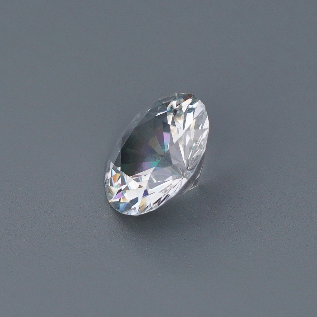 1.82 Ct White Sapphire Unheated Round Brilliant Cut
