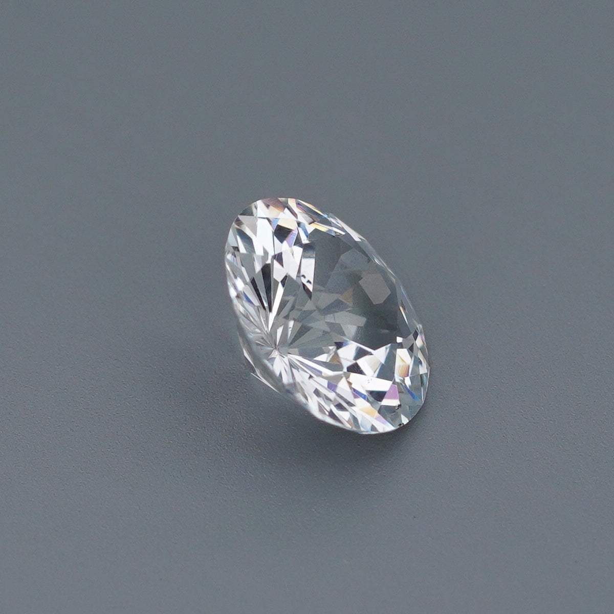 1.82 Ct White Sapphire Unheated Round Brilliant Cut